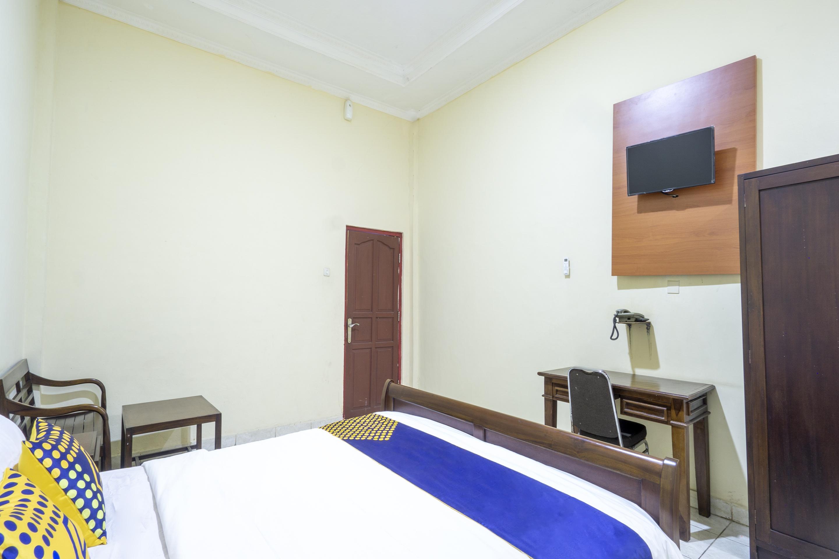 Super Oyo 3978 Hotel Danau Indah Bekasi Dış mekan fotoğraf