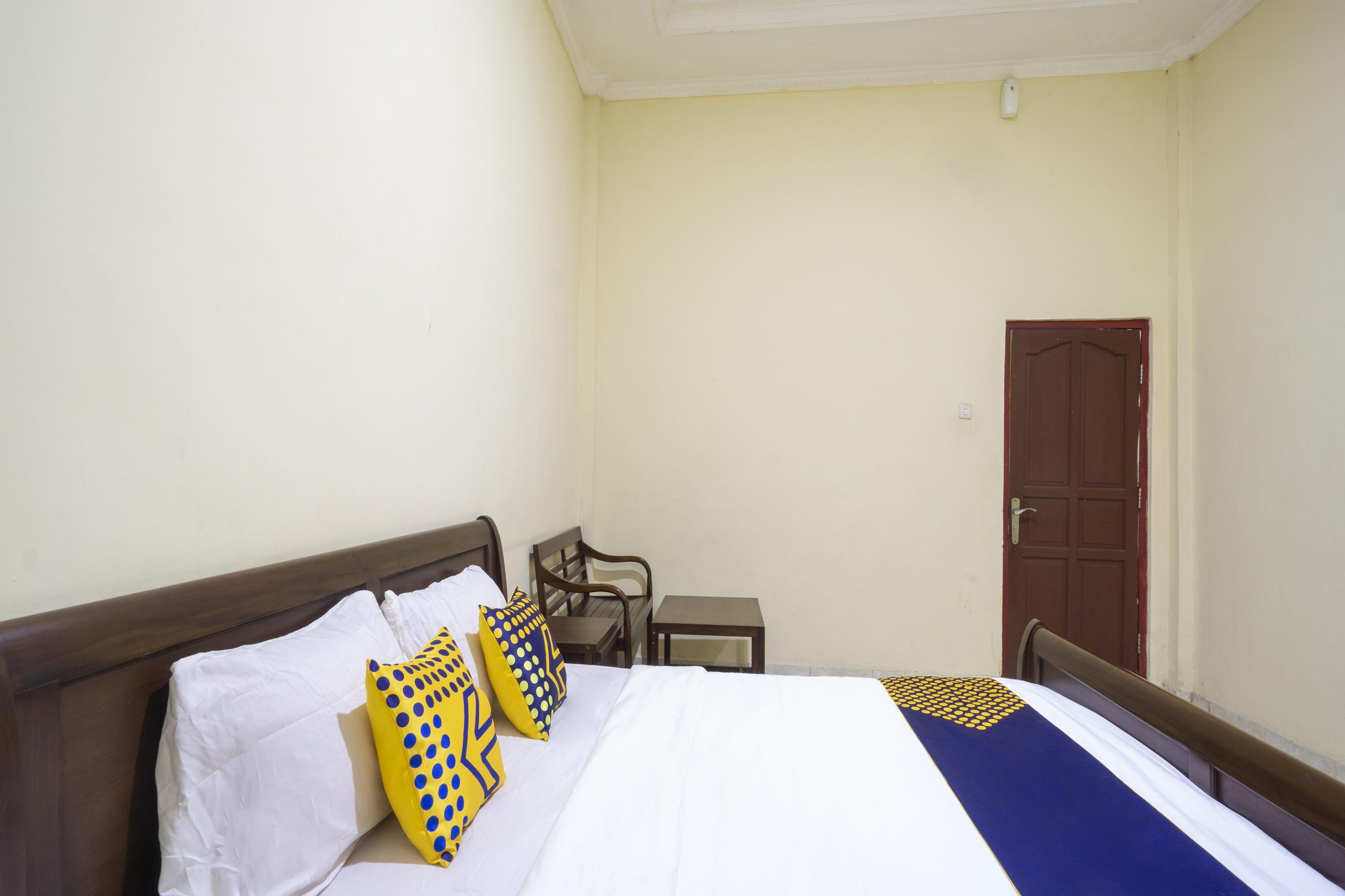 Super Oyo 3978 Hotel Danau Indah Bekasi Dış mekan fotoğraf